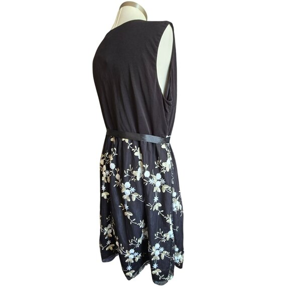 Womens Black Floral Sleeveless Wrap Dress 2X With Tie Waist & V-Neckline JJ3997 - Picture 5 of 7